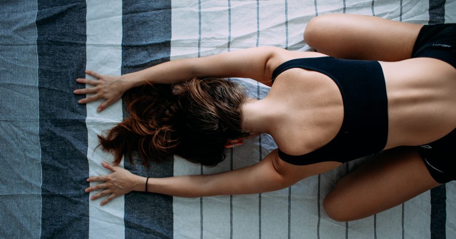 Yoga Moyo - Ik buig voor jou! Vooroverbuigingen in de yoga les