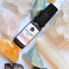 Be love spray travel size met edelstenen.