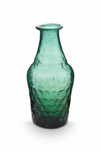 Blauw groen glazen vaasje met structuur, van Pip Studio.