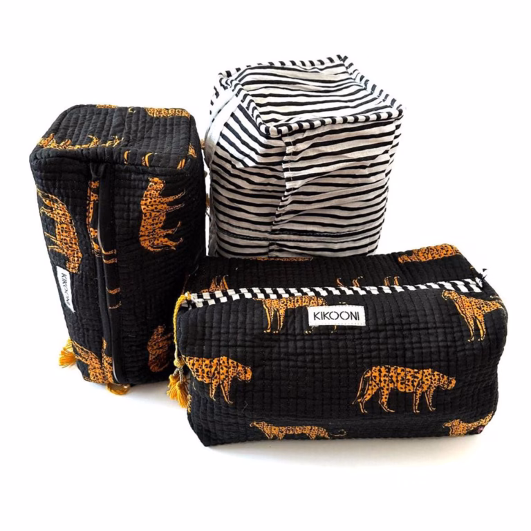 Handgemaakte make-uptasje Black Leopard