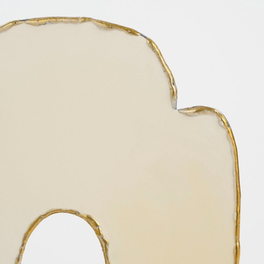 Ornament op Voet - L20 x B10 x H40 cm - Metaal - Crème - Afbeelding 2