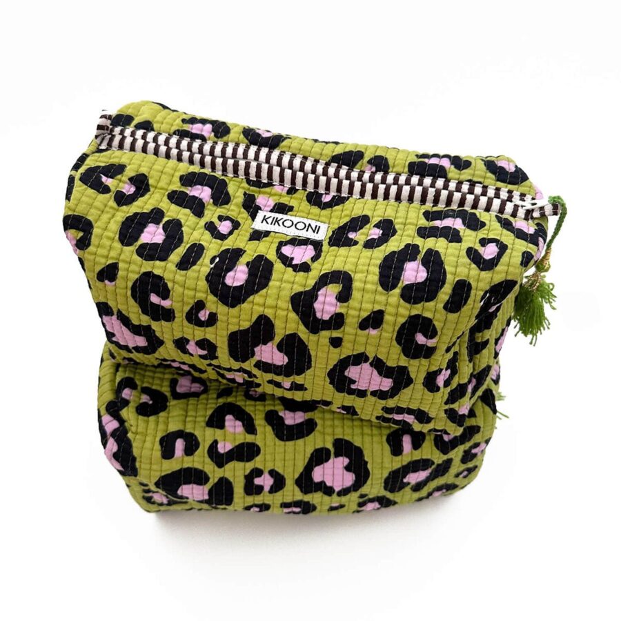 Toilettasje 'Oh Leo Cosmic Green'