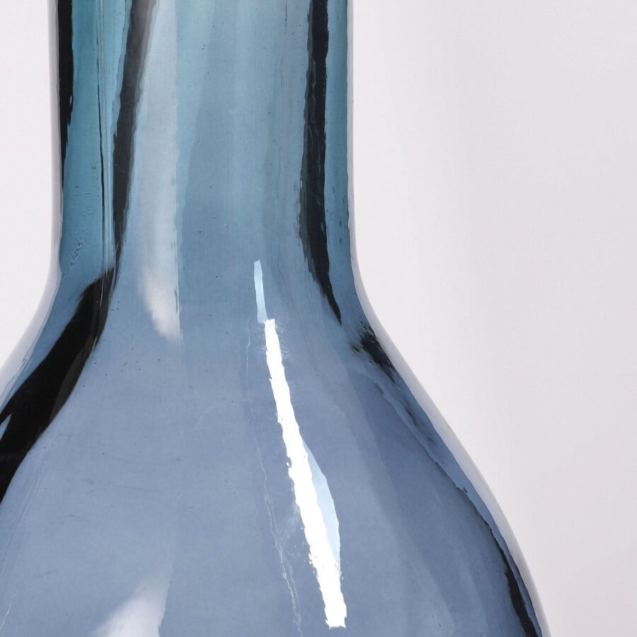 Rioja Fles Vaas - H100 x Ø21 cm - Gerecycled Glas - Lichtblauw - Afbeelding 4